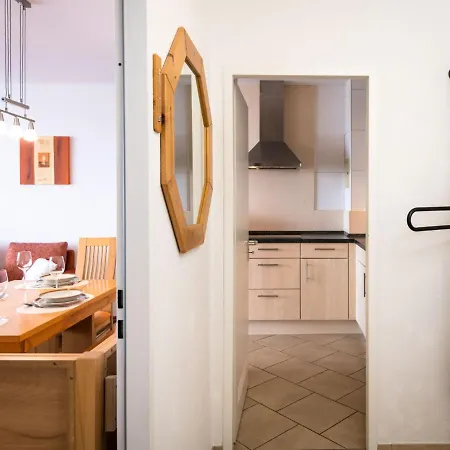 B1013 Apartment *