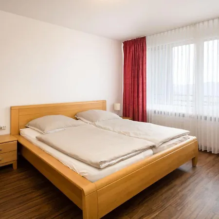 B1013 Apartment