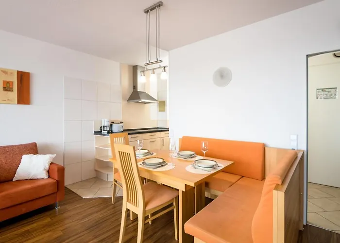 Lahneck - B1013 By Interhome *